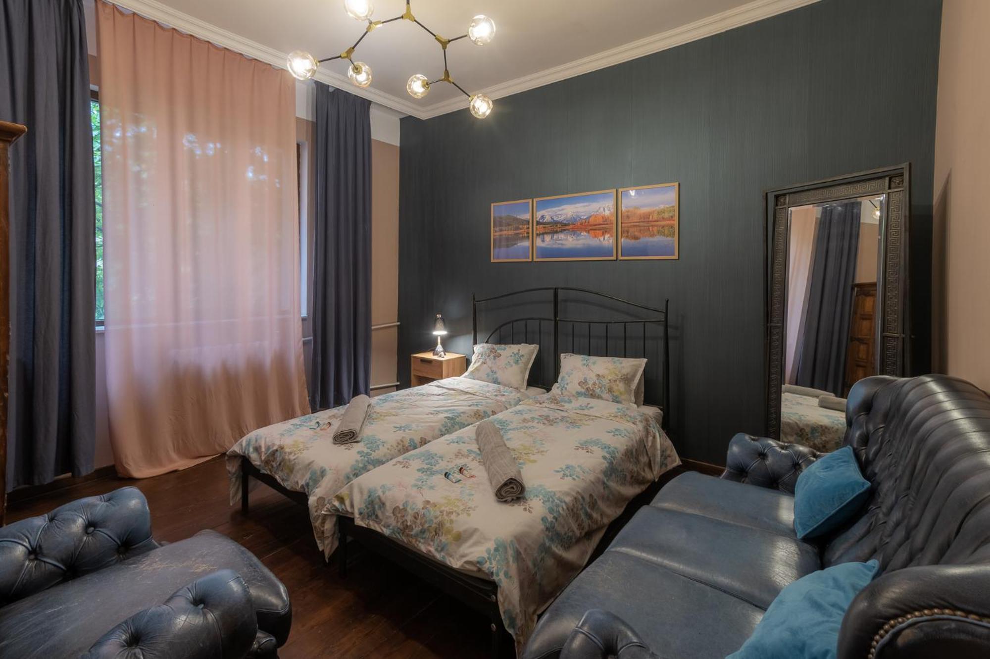 Apartment 2 Designer Free Parking Spaces *